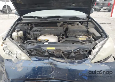 2005 Toyota Camry Le z USA, uszkodzony, nr VIN 4T1BE32K45U041723